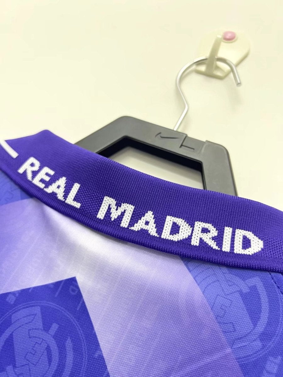 Real madrid Away Retro Football jersey - 1996-97 - REAL MADRID ALTERNATIVA | RETRÔ