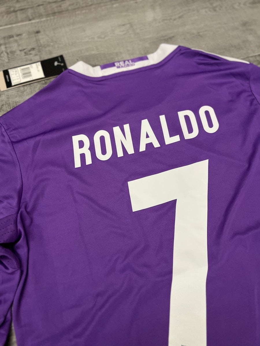 Real madrid Retro Football jersey - 2016-17 - REAL MADRID VISITANTE | RETRO